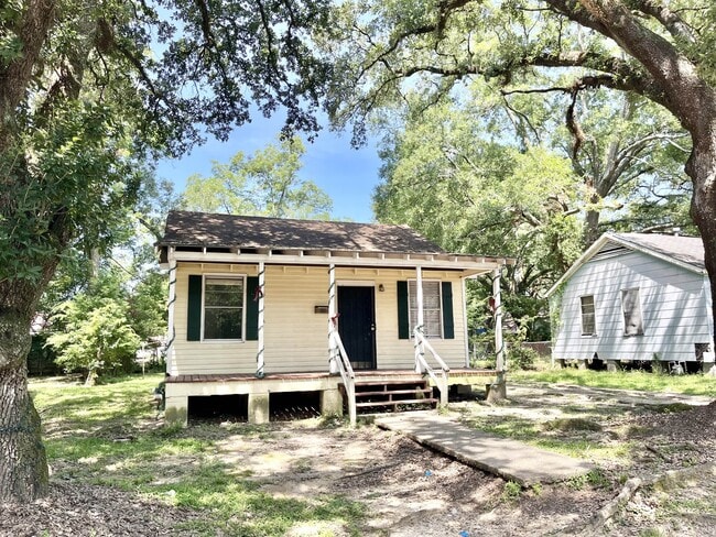 Building Photo - 3039 Conrad Dr Rental