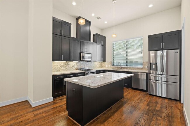 Photo - 1212 W Dallas St