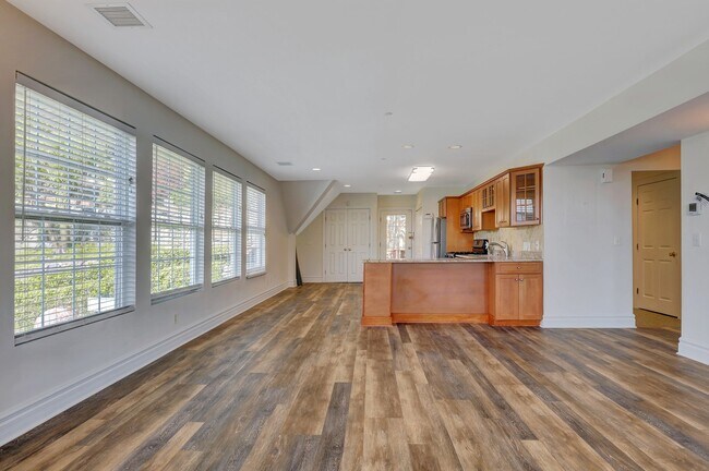 Photo - 170 Undercliff Ave Unidad 3