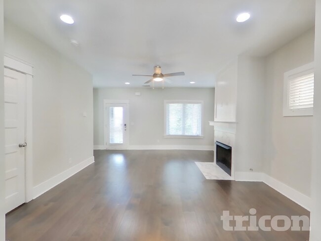 Photo - 1244 Hillwood Private Cove