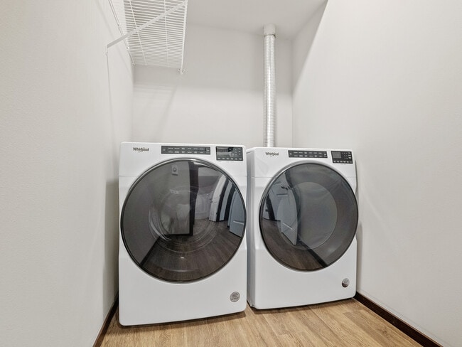 Studio Laundry Room
