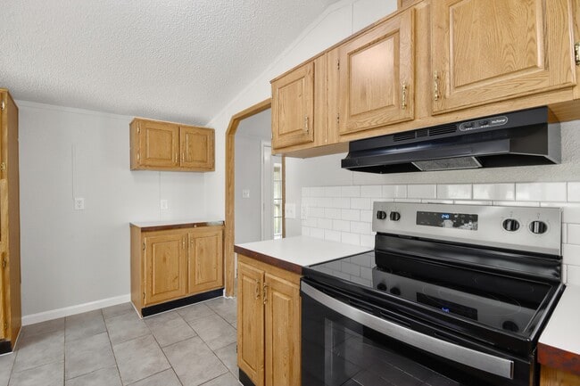 Photo - 25494 Deepwood Dr