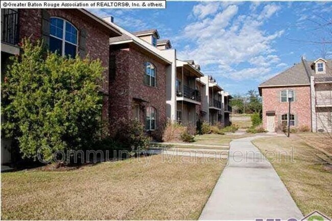 Photo - 4637 Burbank Dr Unidad Apt 308