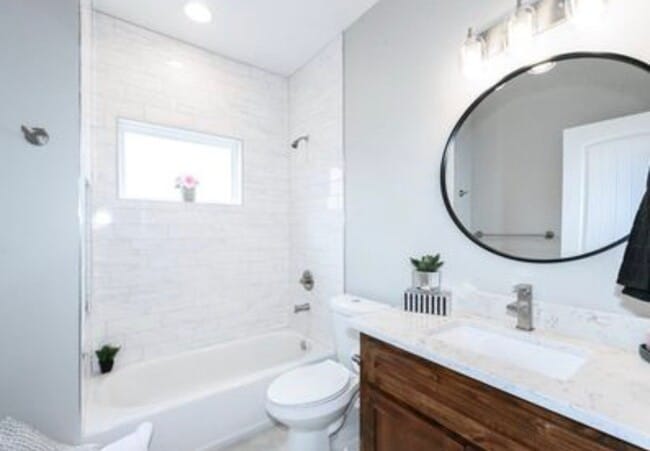 Photo - 1215 N Cheyenne Ave