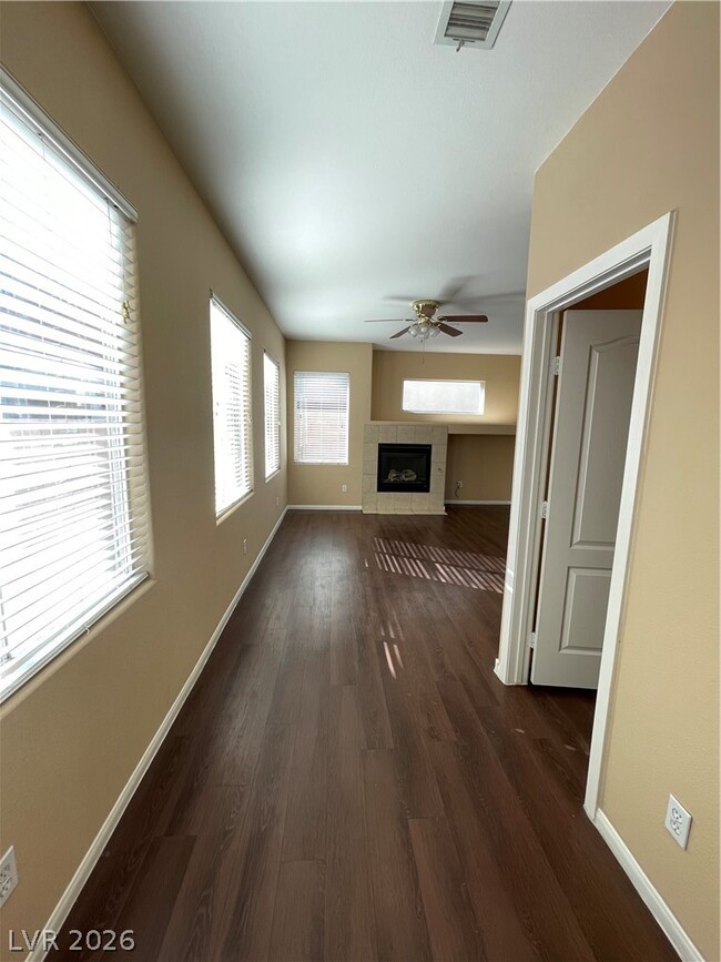 Photo - 733 Emerald Idol Pl