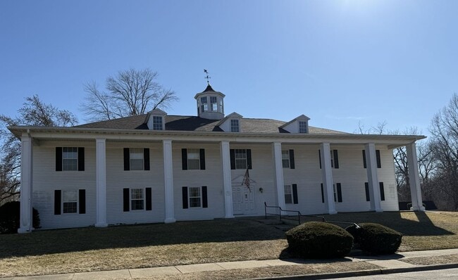 Building Photo - 3438 Villa Ridge