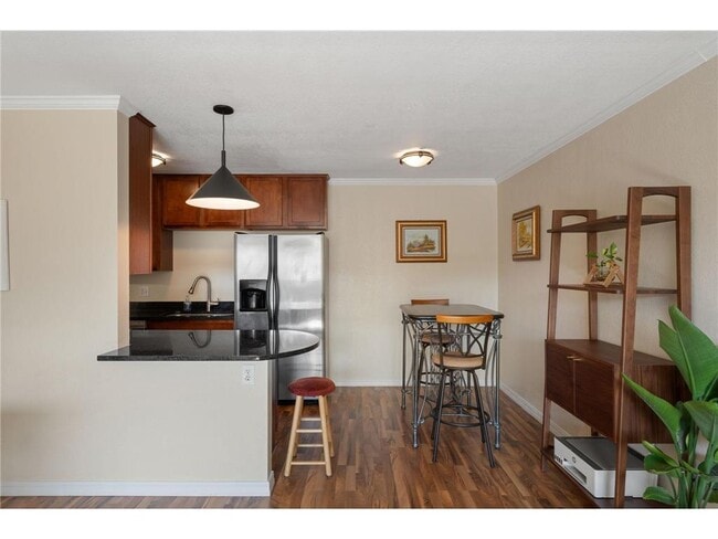 Photo - 3120 Hennepin Ave Unit 203