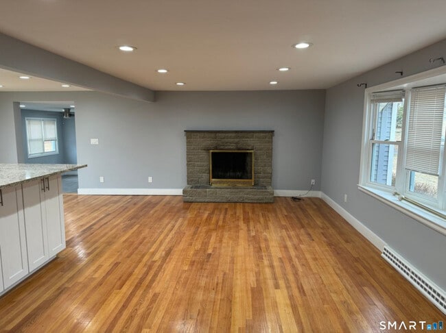 Photo - 16 Wedgewood Dr