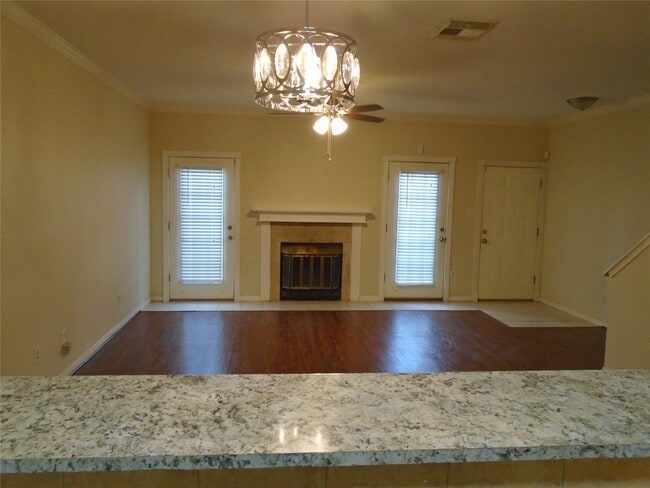 Building Photo - 6000 Reims Rd Unit 4001