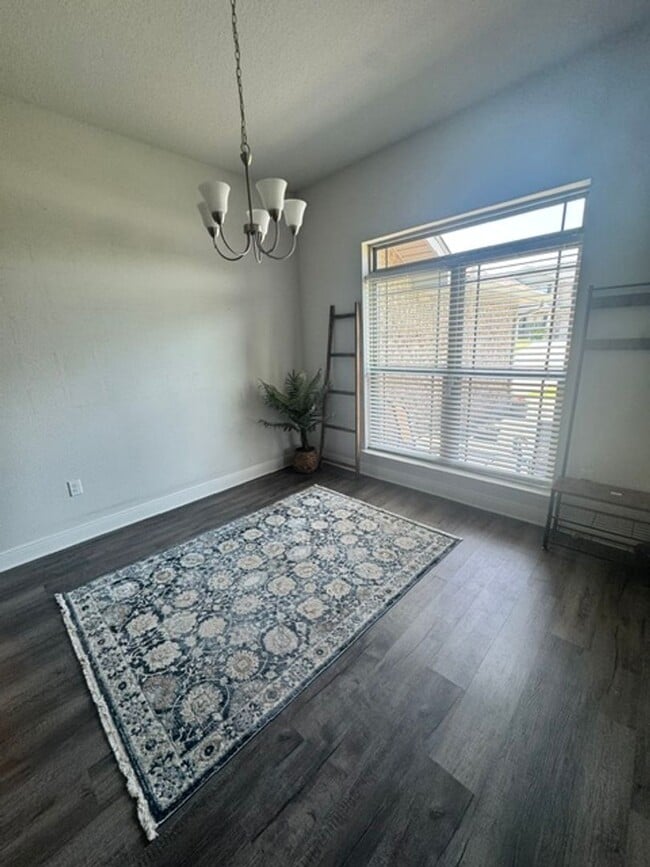 Photo - 4 Bedroom All Brick Home in Willow Creek Plantation!