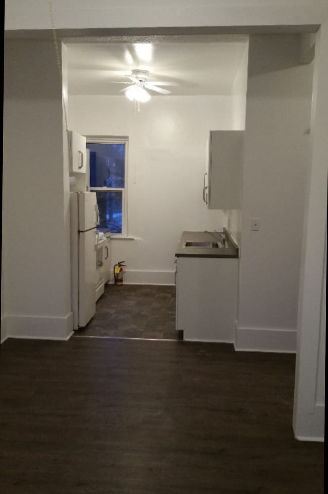 Building Photo - 501 McMillan Ave Unit 29