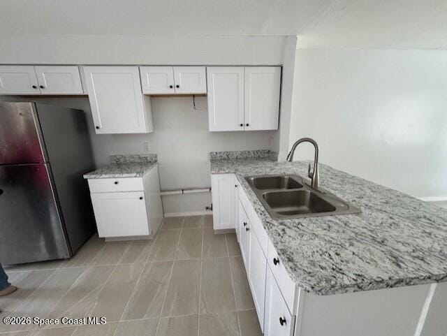 Photo - 649 School St