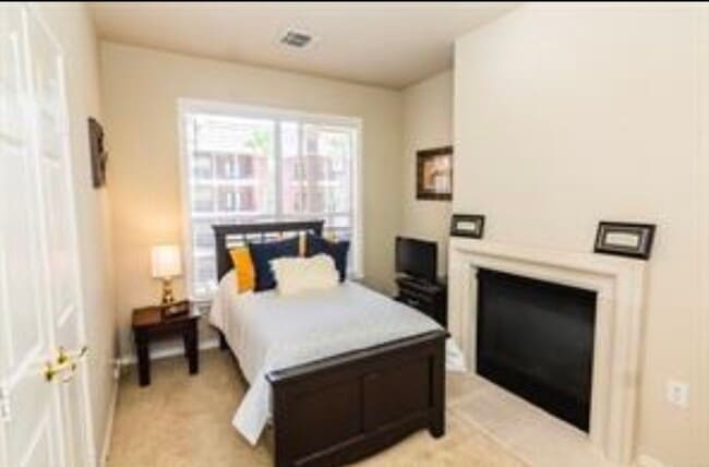 Photo - 2400 McCue Rd Unidad 337