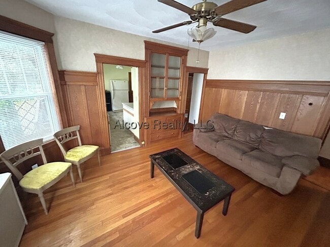 Building Photo - 59 Quincy St Rental