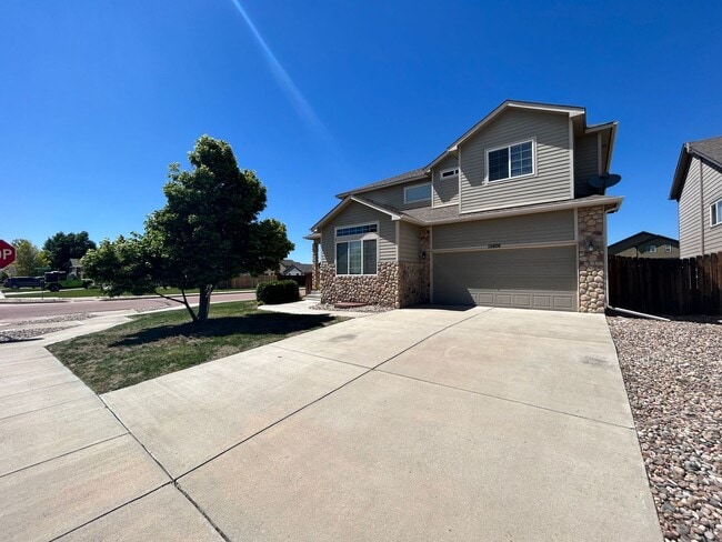 5 Bedroom, 4 Bath home in the Lorson Ranch... - 5 Bedroom, 4 Bath home in the Lorson Ranch...