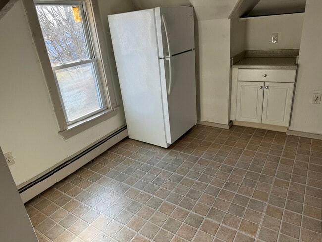 Photo - 198 Summer St Unit 3