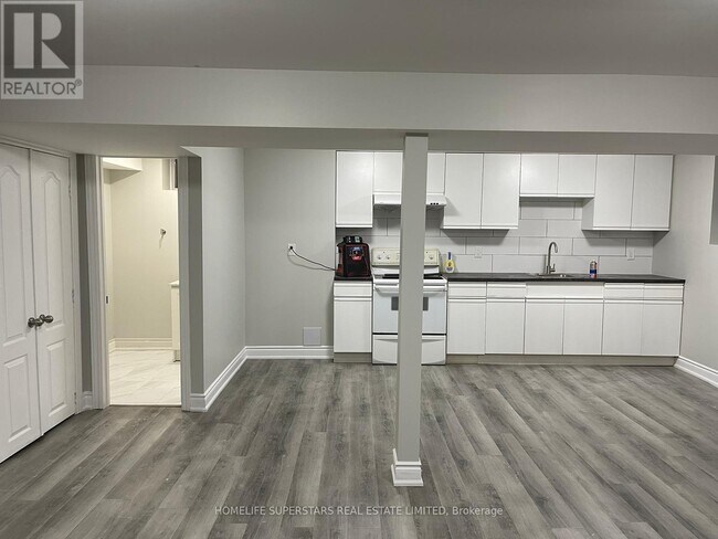 Photo - 43 Oldfield Dr