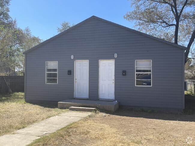 Building Photo - 708 S Forest Unit A Rental
