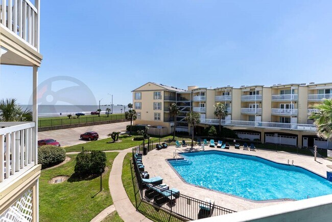 Photo - 6300 Seawall Blvd