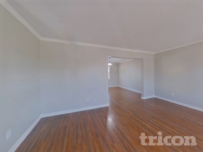 Photo - 7 Barnley Ct