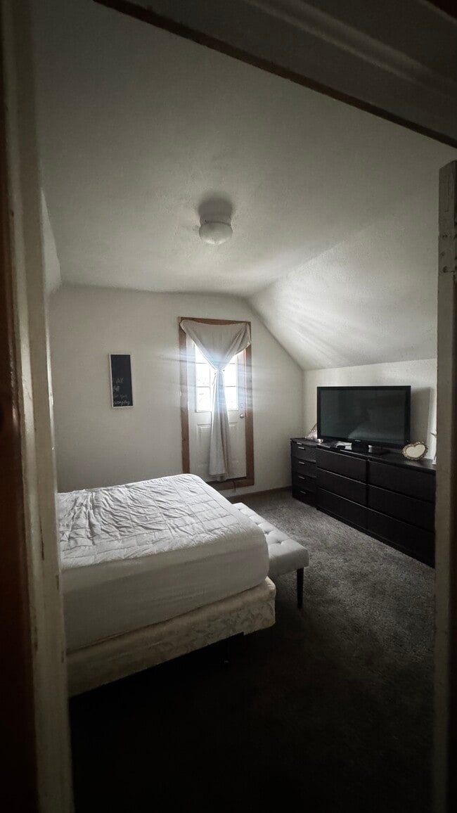 Photo - 246 W Main St