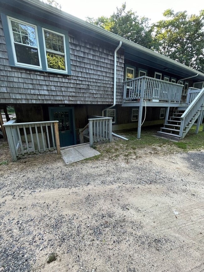 Photo - South Orleans 2 Bedroom Unit 10B