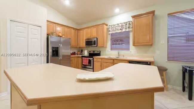 13345 Meadow Bay Loop