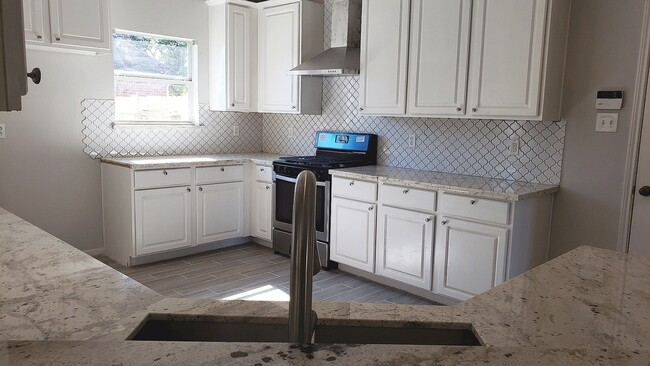 Photo - 3710 Ransom Rd