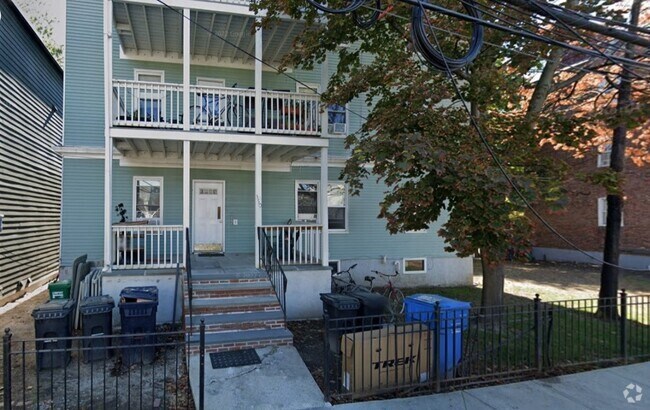 Building Photo - 350 Allston St Unit 2 Rental