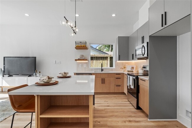 Photo - 6622 St Augustine St