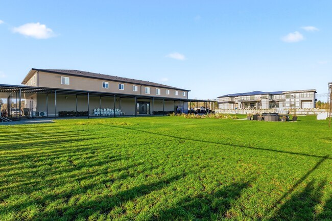 Photo - 15836-15856 56 Ave Unit 2