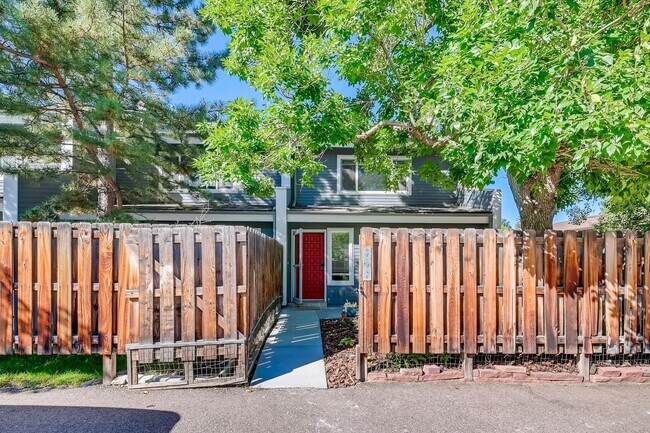 Photo - Outstanding 2 BDR With Dedicated Office