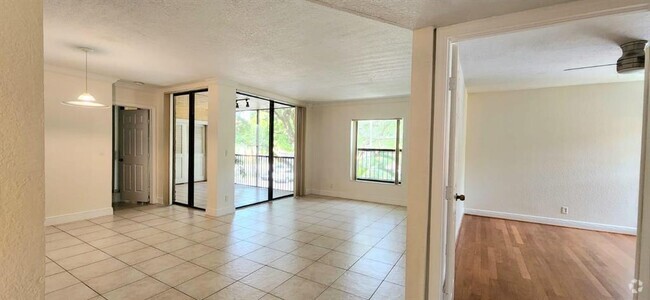 Building Photo - 3843 Coral Tree Cir Rental