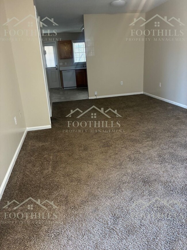 Photo - 101 Heatherbrook Ct Unit A