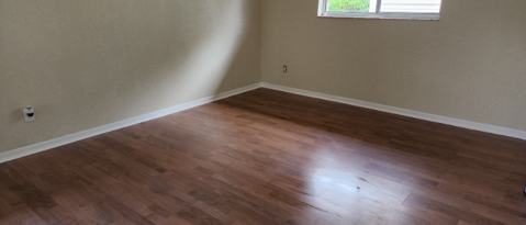 Photo - 1935 Meadow Ln