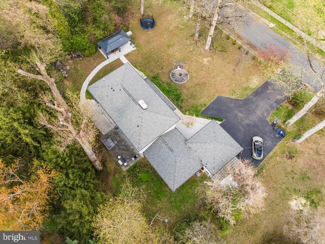 Building Photo - 3803 Estel Rd