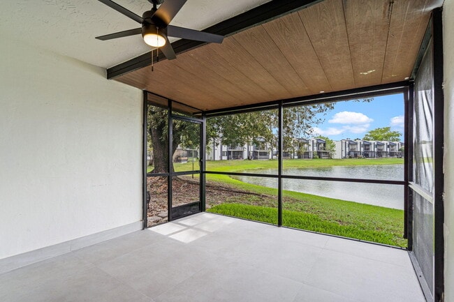 Photo - 510 W Park Dr Unit 104-3