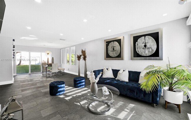 Photo - 2311 SW 87th Way