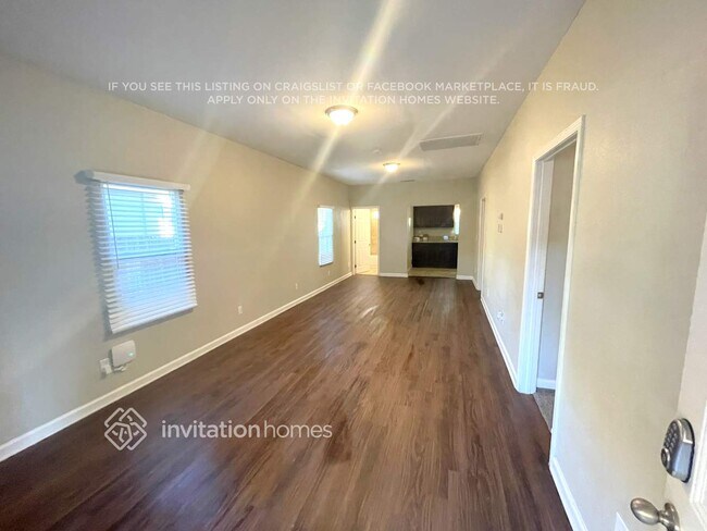 304 W 2nd St
