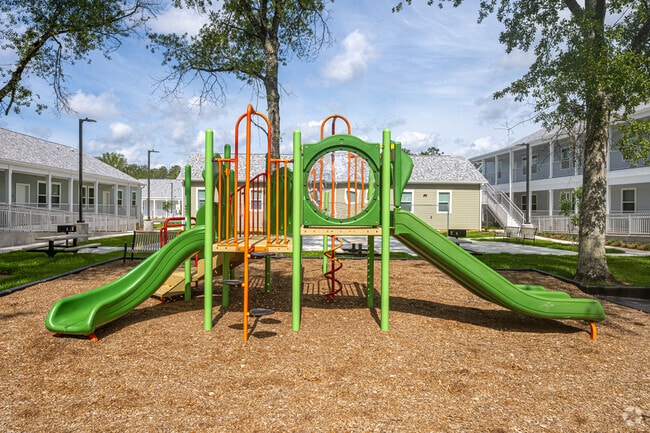 Playground - Phoenix Square