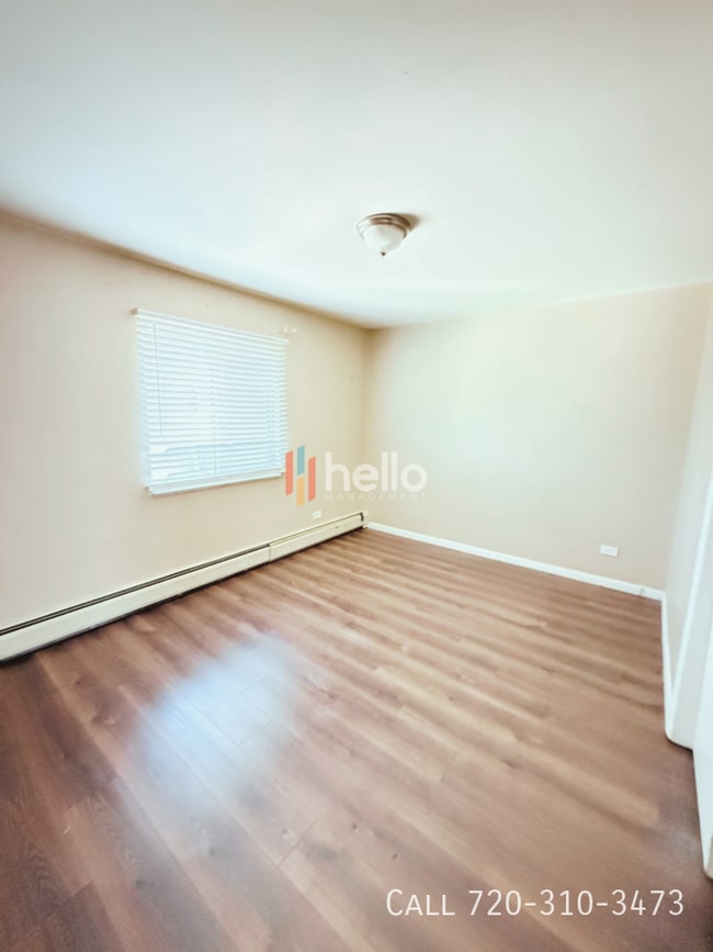 Photo - 5260 E Warren Ave Unidad 5260