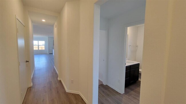 Photo - 510 Waterway Ave