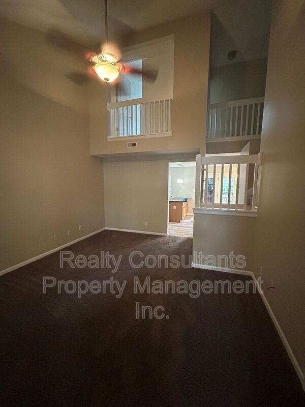 Photo - 96 Tannenbaum Cir