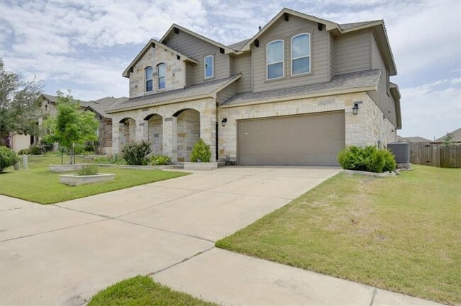 Building Photo - 1910 Texoma Dr