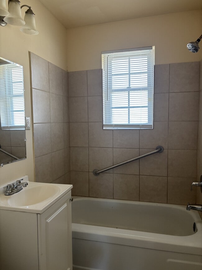 Photo - 2413 Deadrick Ave