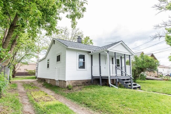 Building Photo - 1226 Shakespeare Ave