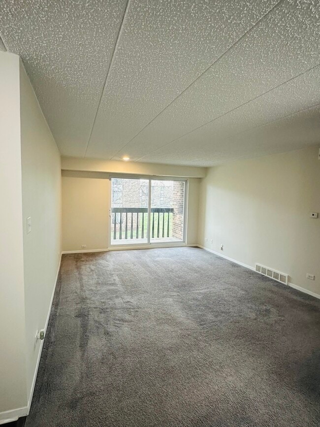 Photo - 13635 Lamon Ave Unit A17