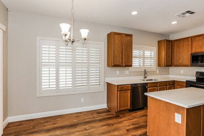 Photo - 2650 E Wildhorse Pl