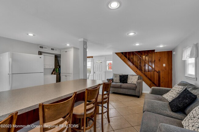 Photo - 21 Peterson Ln