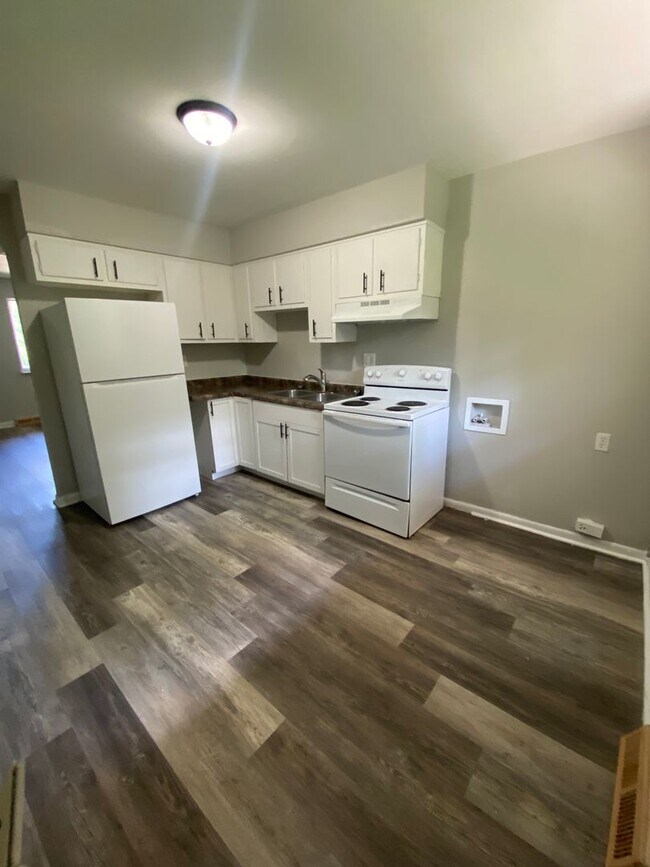 Photo - 1600-1604 Dewitt Drive Unit 1604 Dewitt Drive